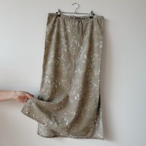 Vintage Olive Floral Maxi Skirt